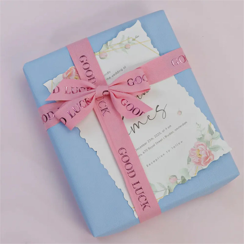 Elastic stretch loop pre-made ribbon bow