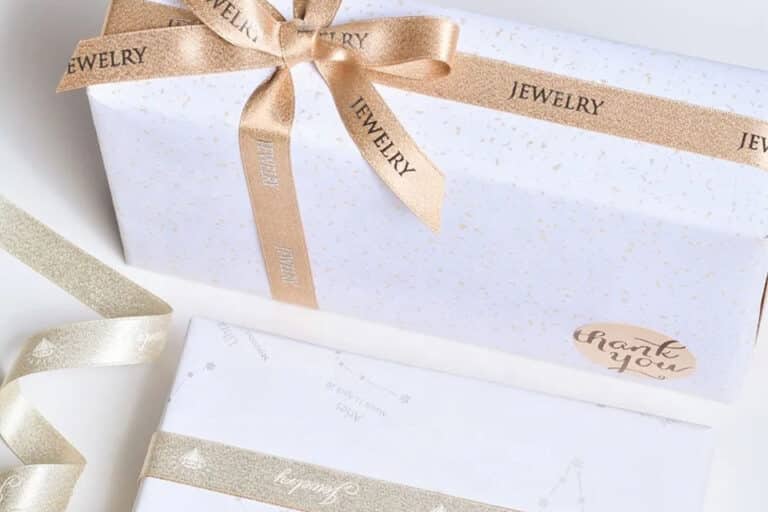 How to Create the Perfect (Ribbon Bow): A Step-by-Step Tutorial