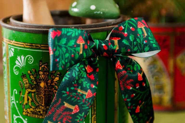 Make a Bow: A Step-by-Step Ribbon Bow Tutorial