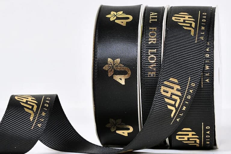 Mastering (Satin and Grosgrain Ribbons): Cleaning Silk Ribbons and Understanding Their Differences